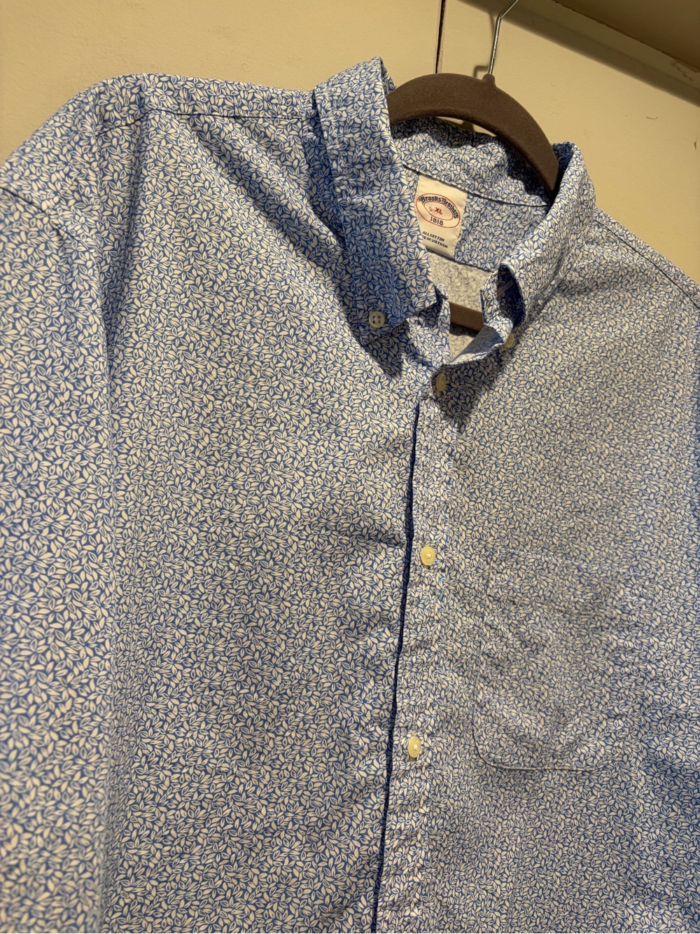Brooks Brothers Men’s 100% Cotton Blue Floral Button Down XL Great Condition